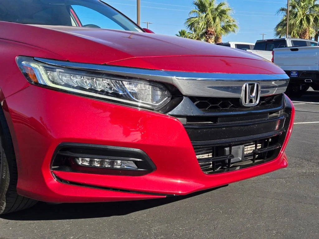 Used 2018 Red Honda EX 1.5T image 8