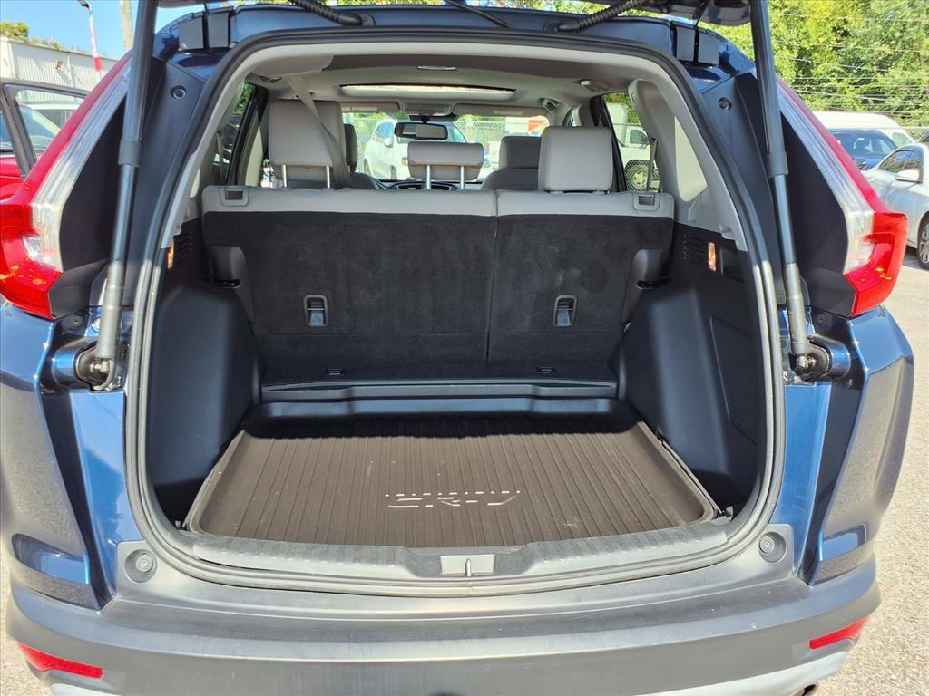 Used 2018 Obsidian Blue Pearl Honda Touring image 13