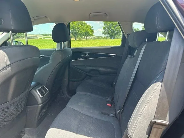 Used 2020 Purple Kia LX image 9