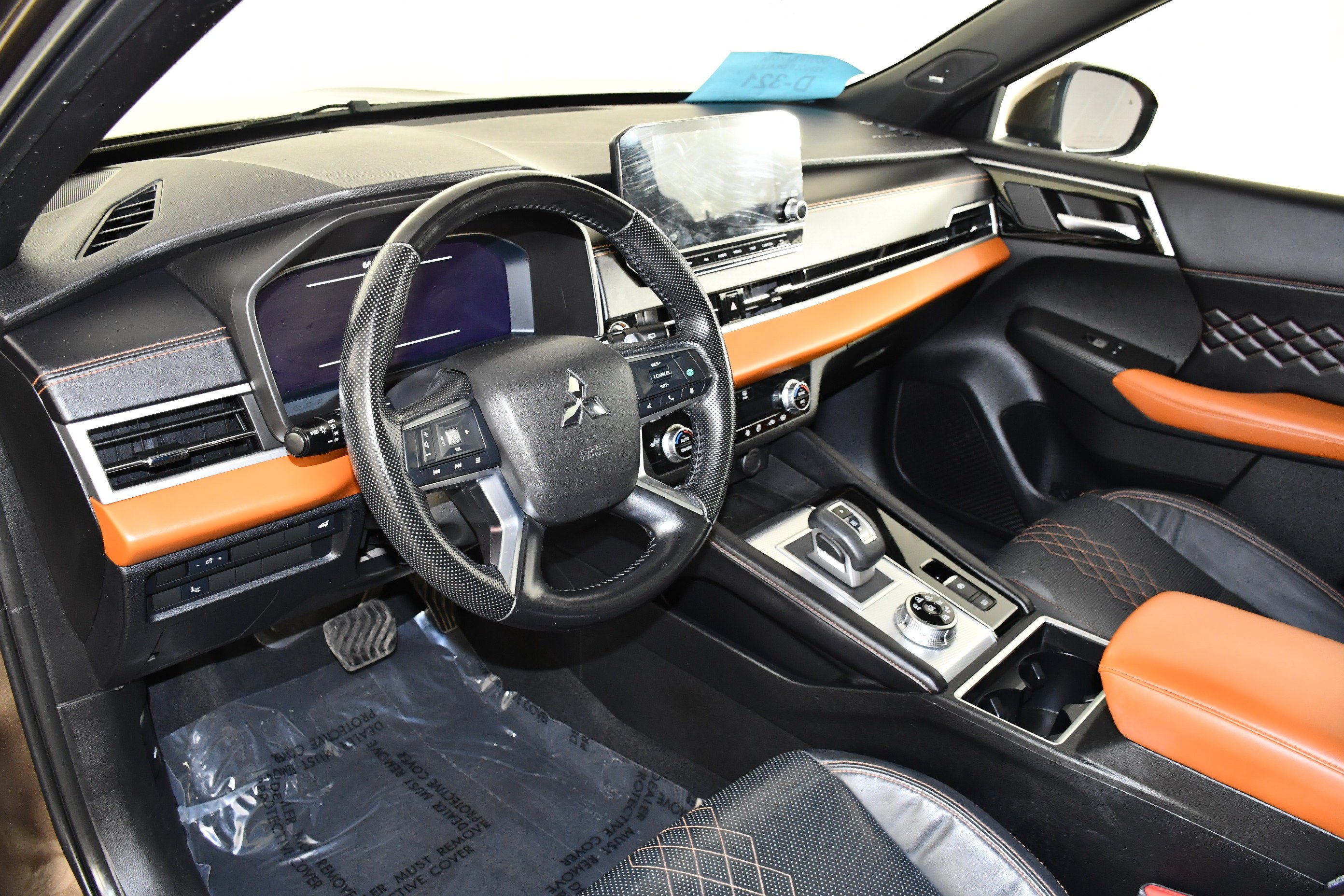 Used 2022 Deep Bronze Metallic Mitsubishi SEL image 37