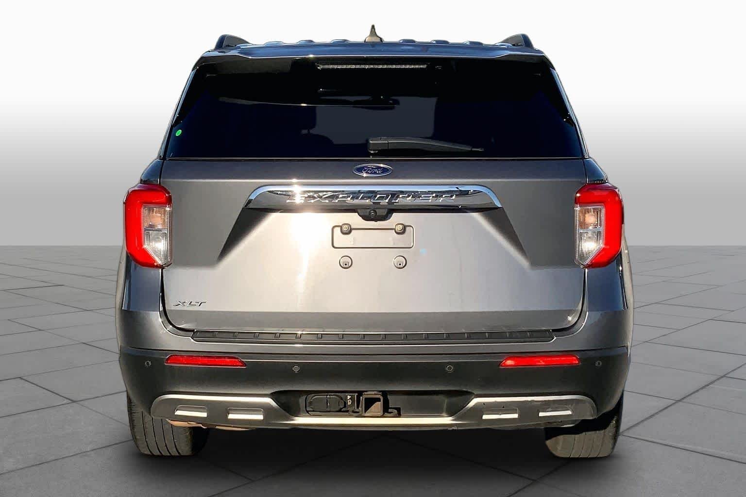Used 2022 Carbonized Gray Metallic Ford XLT image 5
