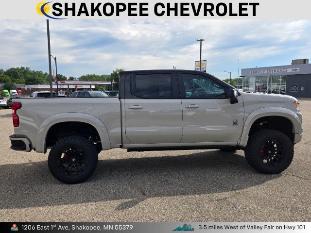 New 2026 White Sands Chevrolet RST (Black Widow Edition)  image 6