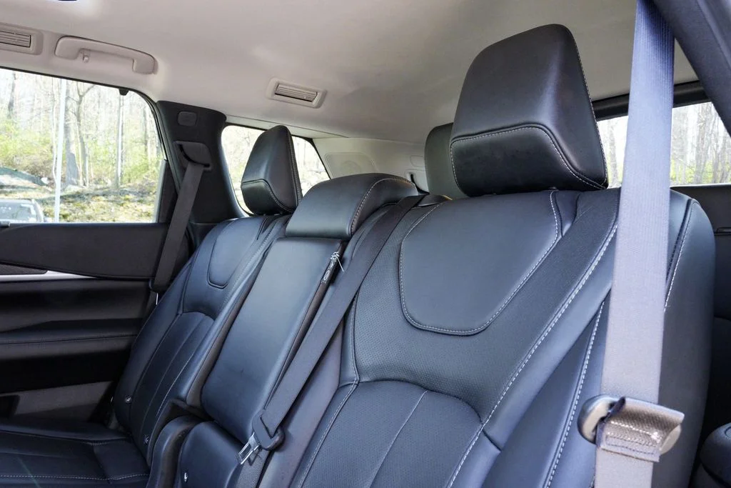 Used 2023 Black INFINITI Sensory image 41