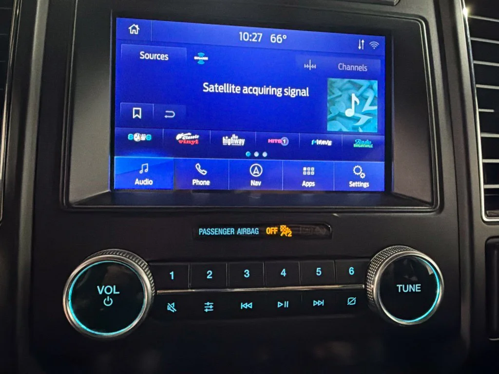 Used 2021 Agate Black Metallic Ford Limited image 35
