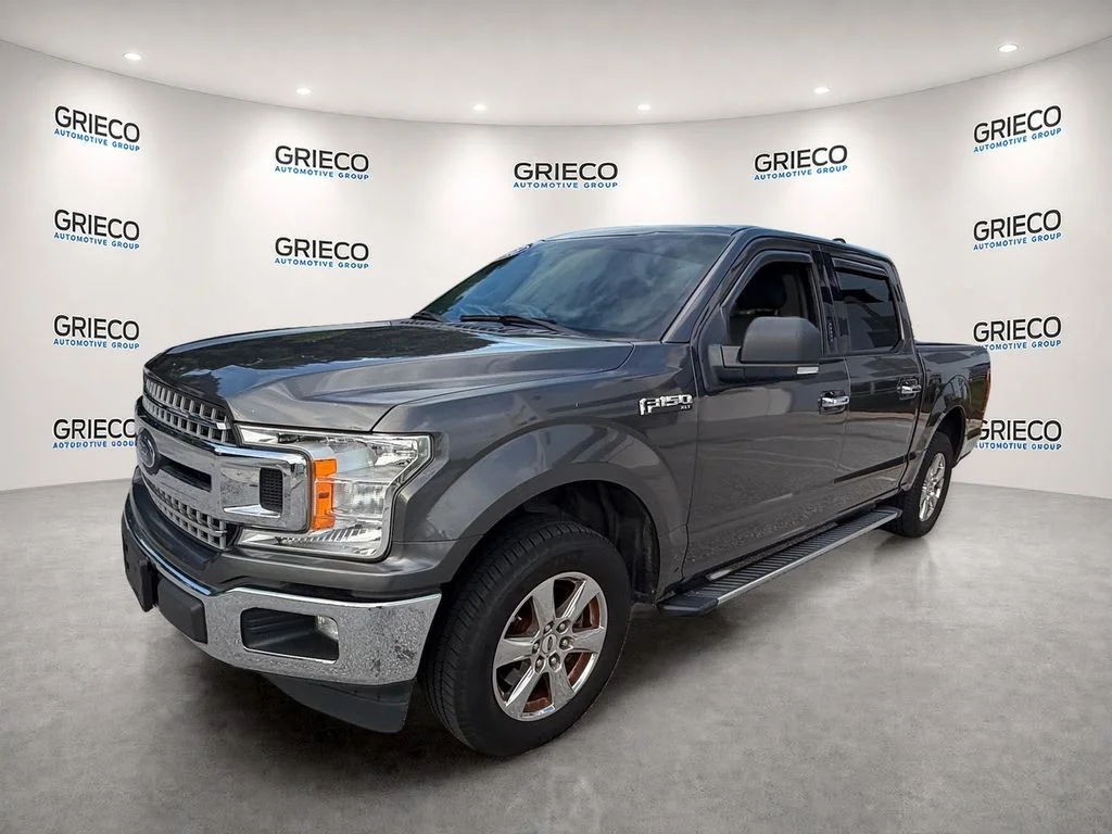 Used 2018 Gray Ford XLT image 3