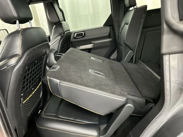 Used 2022 Gray Ford Badlands image 24