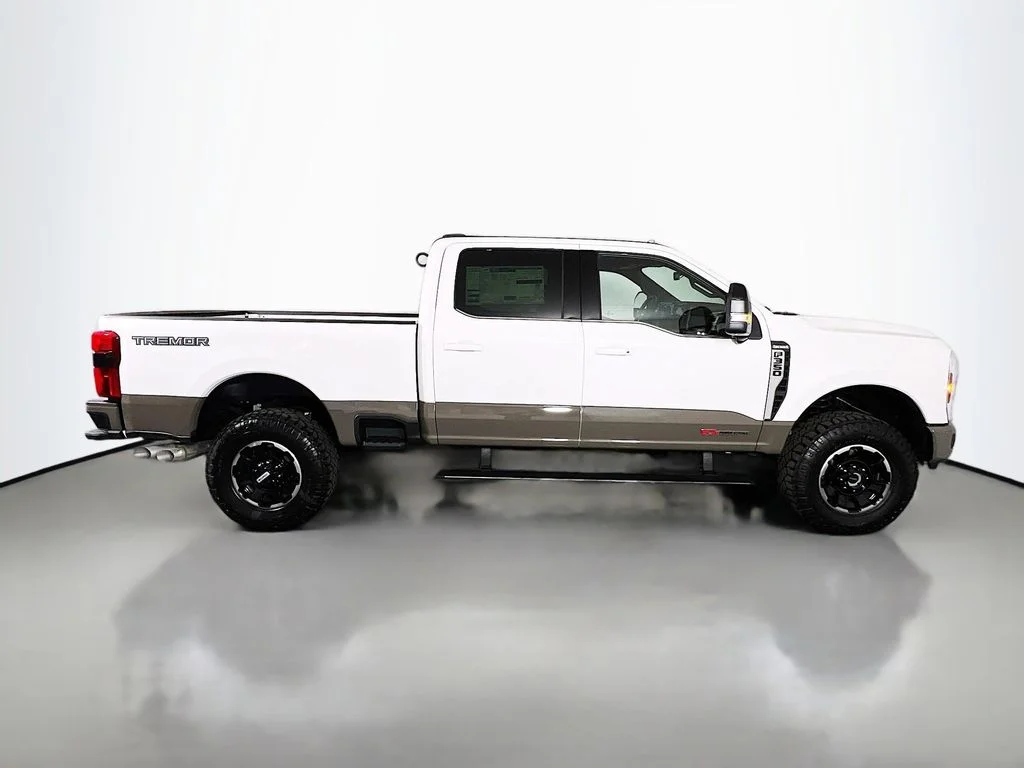New 2026 White Ford King Ranch image 18