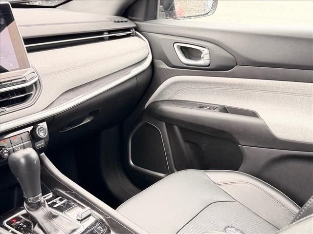 Used 2023 Red Jeep Latitude Lux image 14