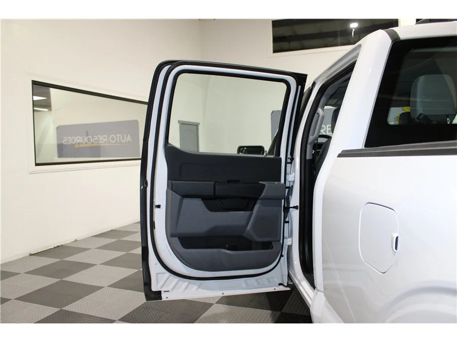 Used 2021 White Ford XL Pickup 4D 6 1/2 ft image 13