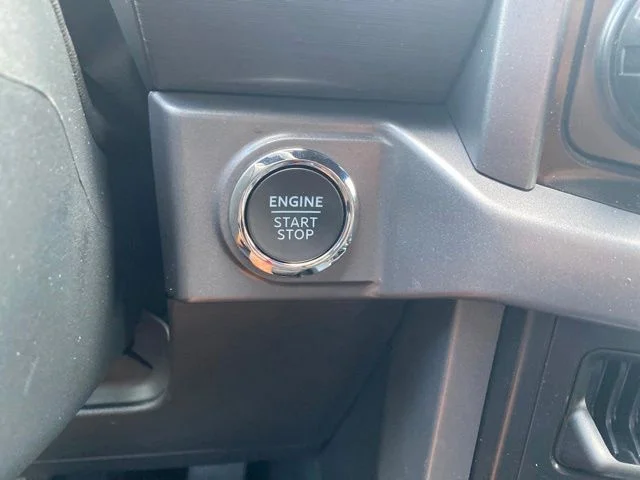 New 2026 Agate Black Metallic Ford XLT image 28