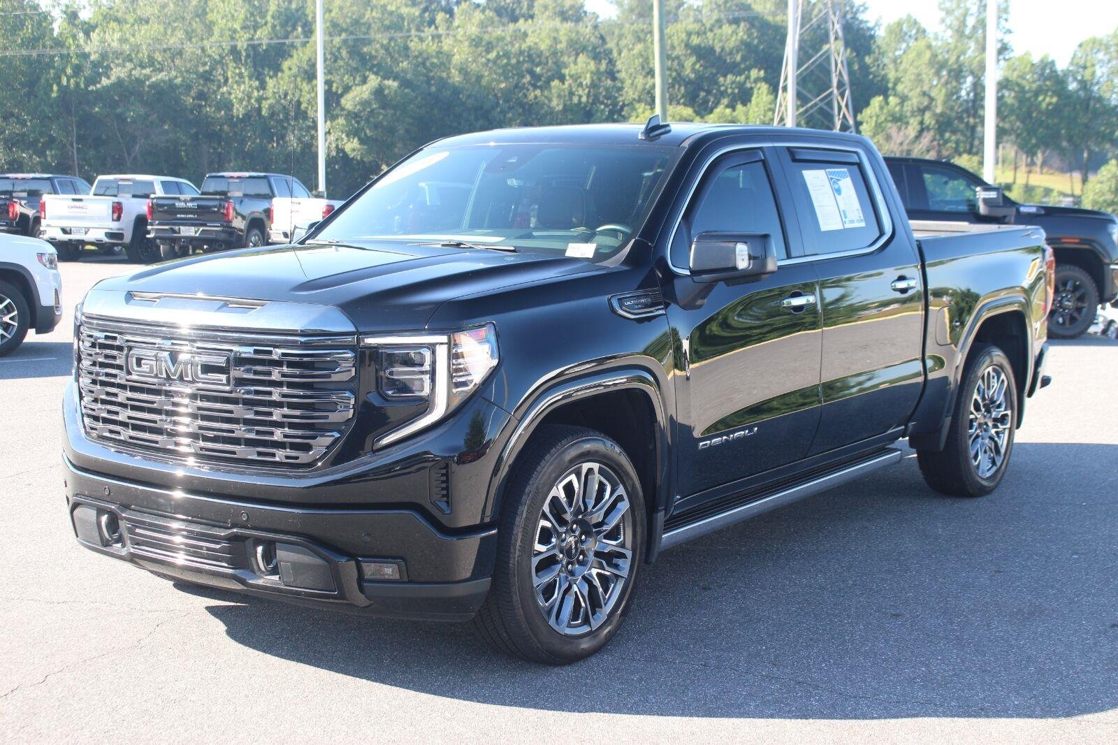 Used 2024 Onyx Black GMC Denali Ultimate image 3