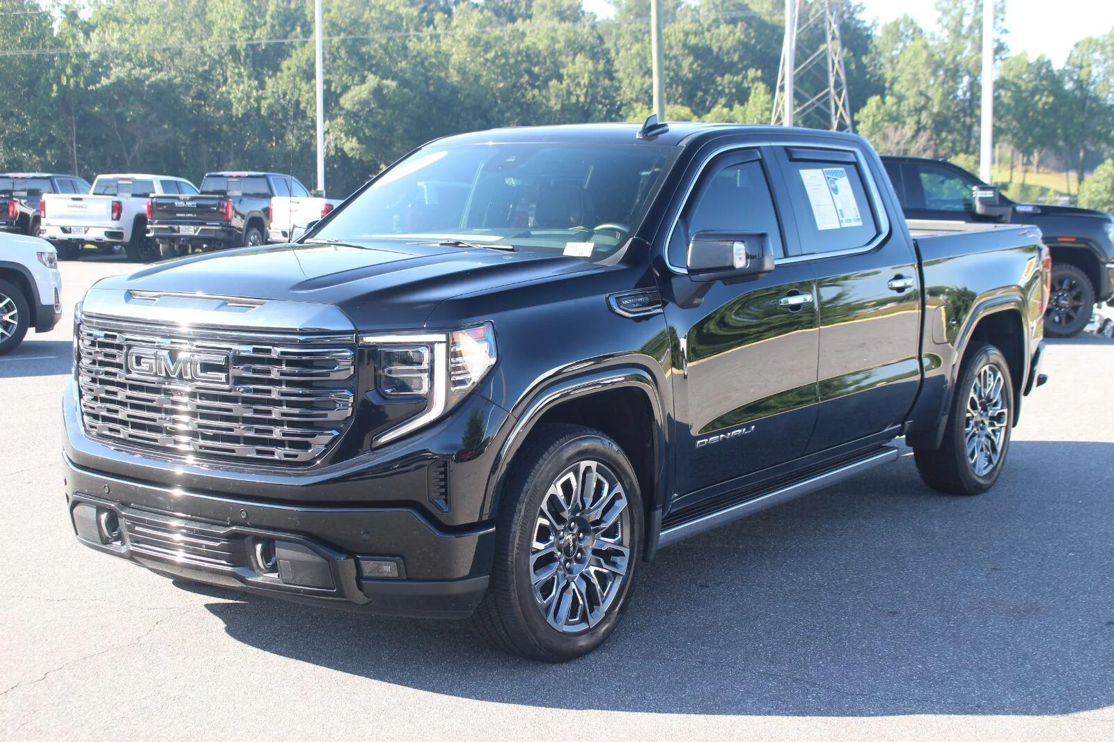 Used 2024 Onyx Black GMC Denali Ultimate image 3