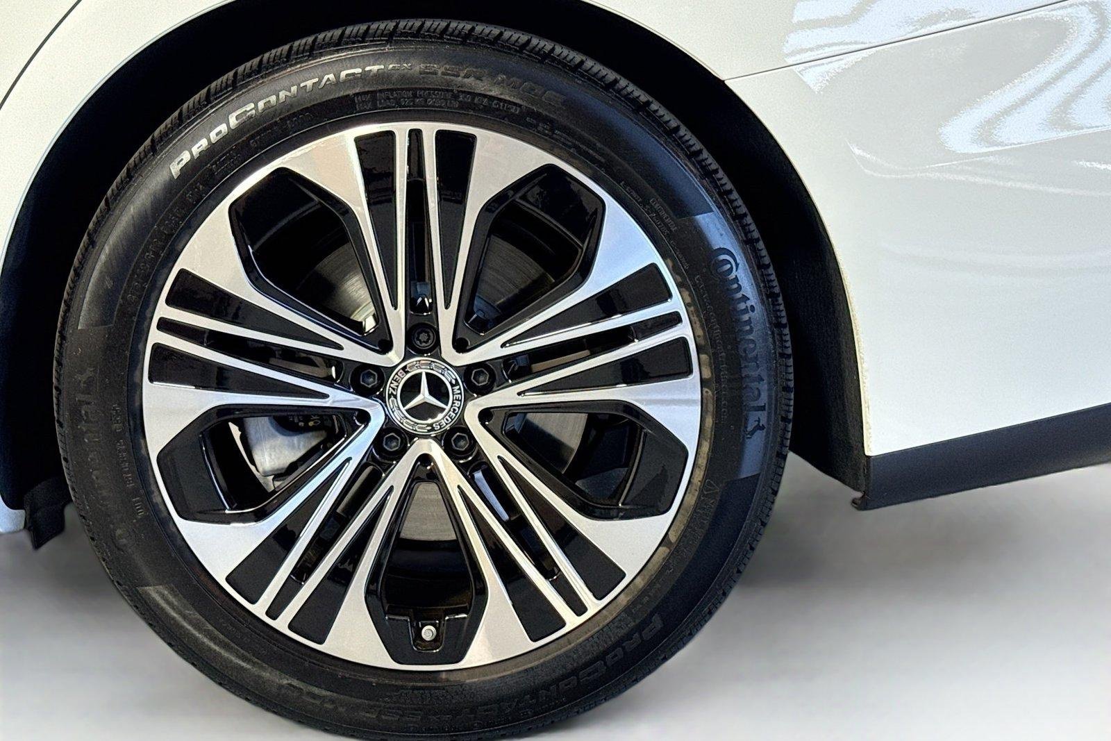 Used 2026 Polar White Mercedes-Benz E 350 image 29