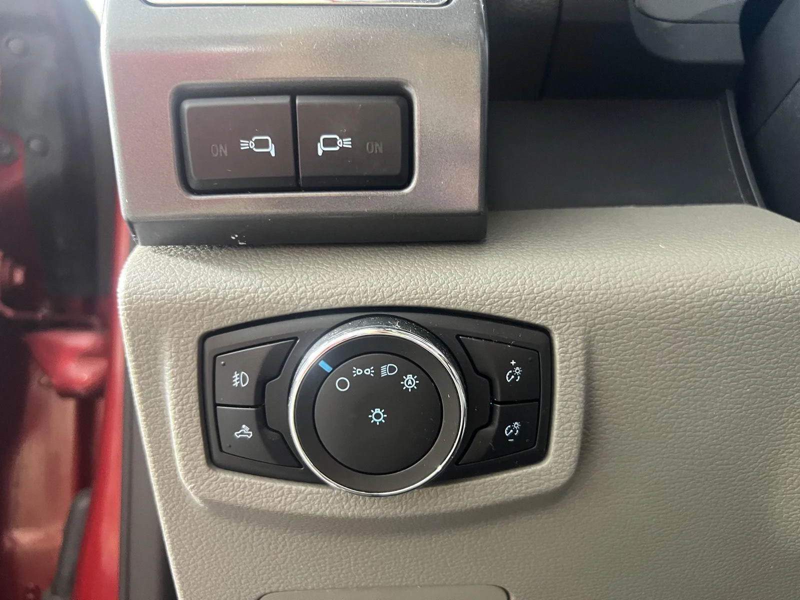 Used 2022 Rapid Red Metallic Tinted Clearcoat Ford XLT image 16