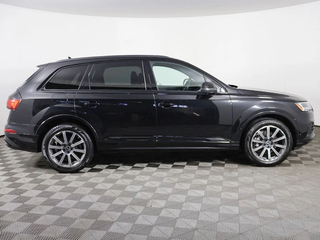Used 2023 Black Metallic Audi 45 Premium Plus image 21