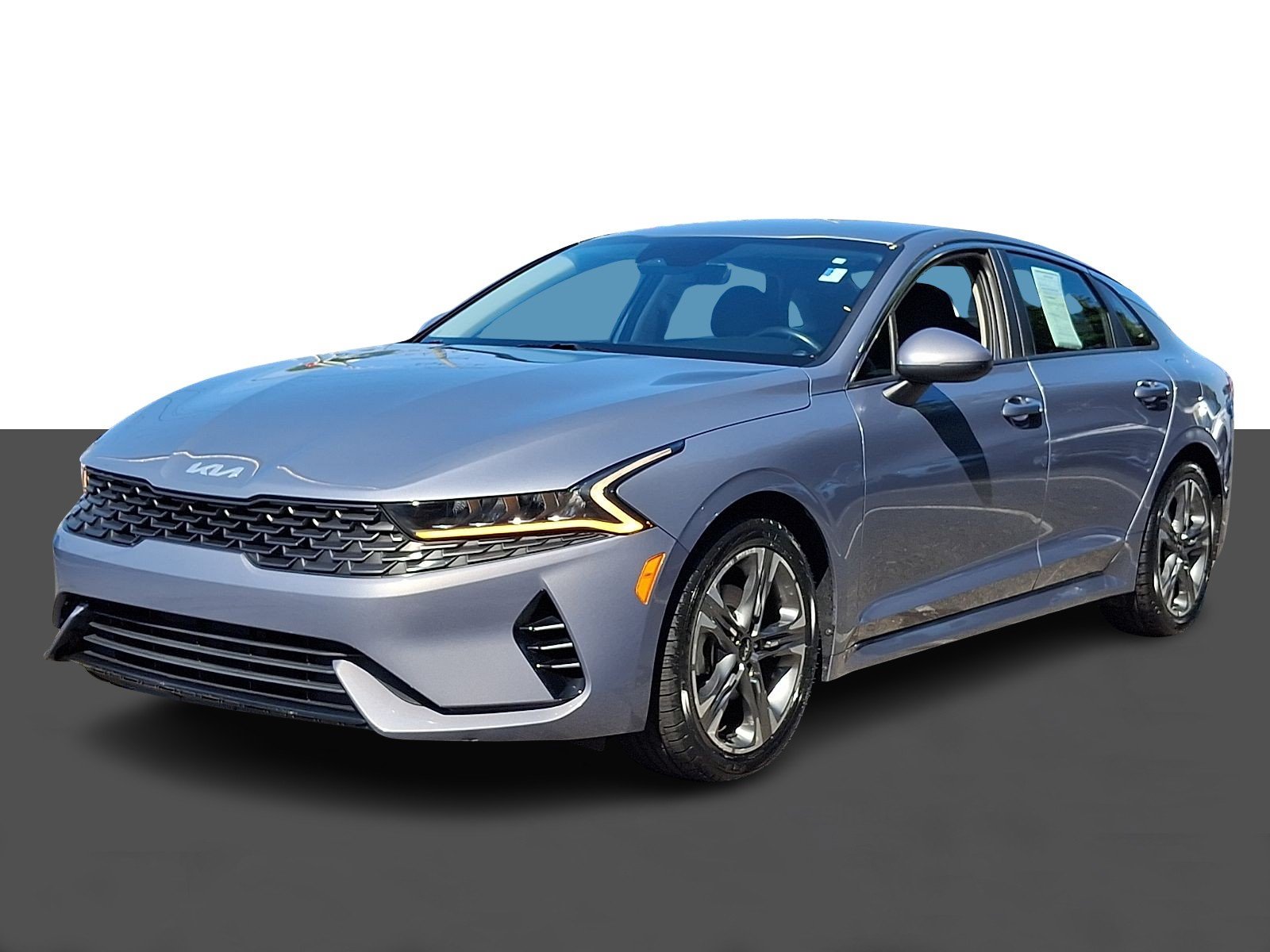 Used 2022 Everlasting Silver Kia LXS image 3