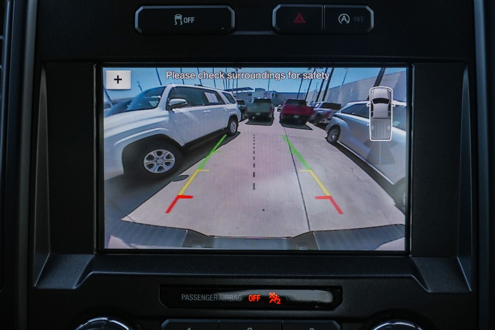 Used 2018 Blue Ford XL image 23
