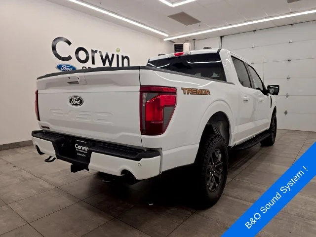 New 2026 Oxford White Ford Tremor® image 5