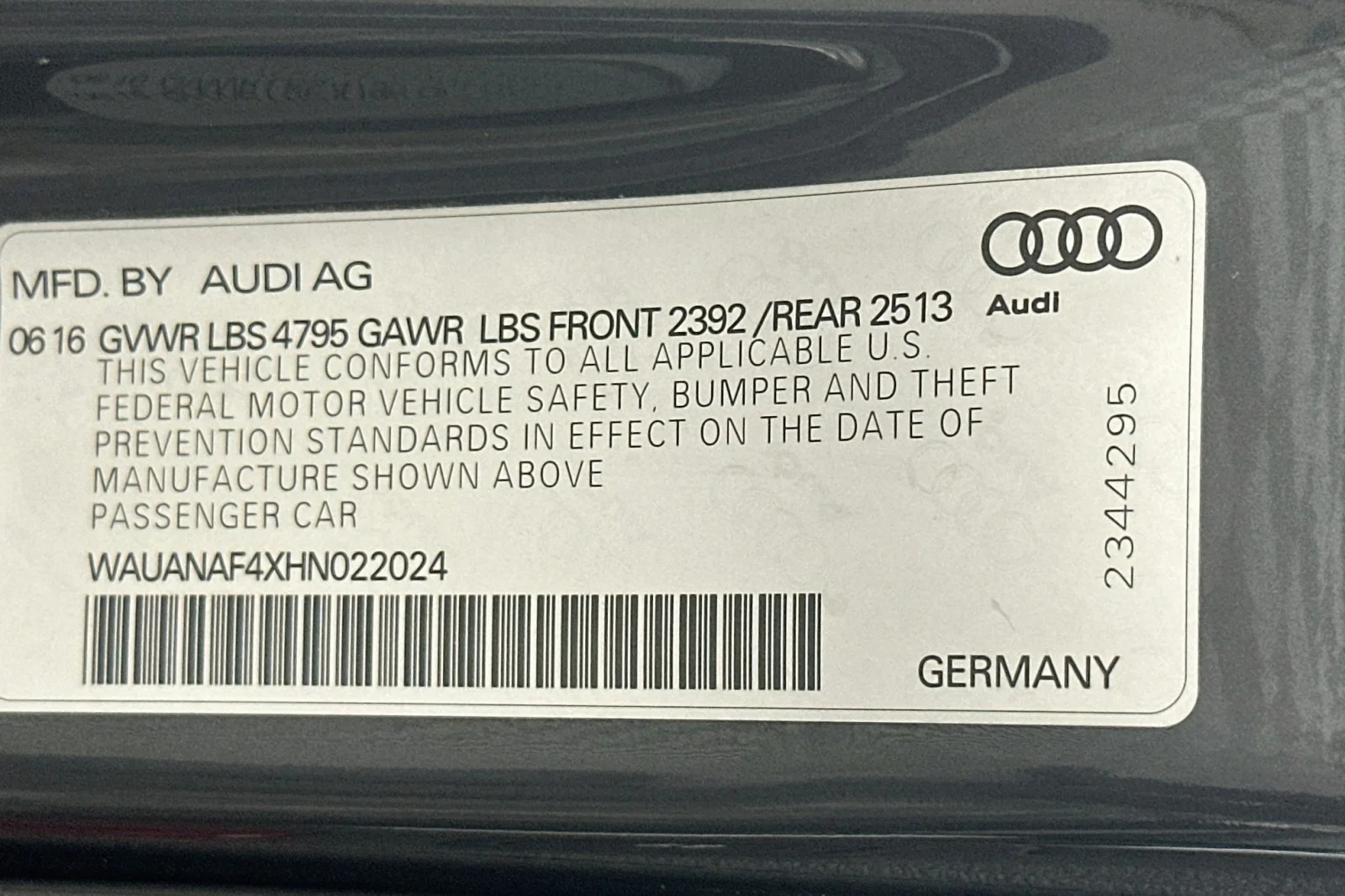 Used 2017 Manhattan Gray Metallic Audi Premium image 23