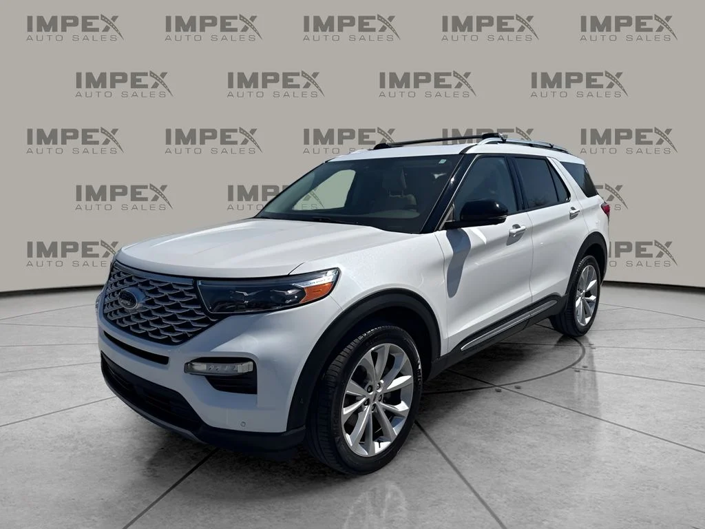 Used 2021 White Ford Platinum image 1