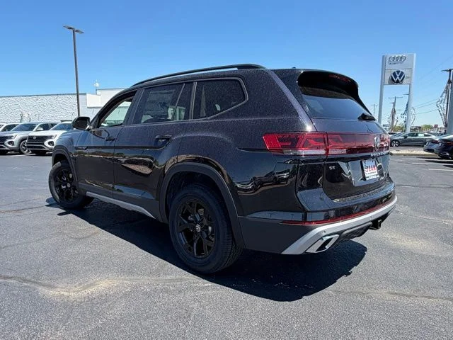 New 2026 Black Volkswagen 2.0T Peak Edition image 5