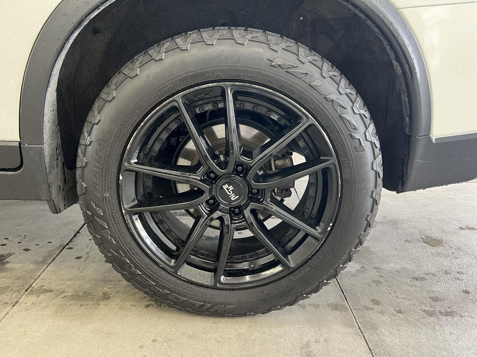 2020 Nissan Rogue SV - Photo 10