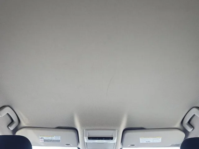 Used 2024 Gray Nissan S image 37