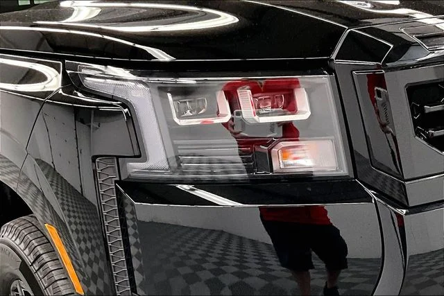 New 2026 Super Black Nissan SV image 13