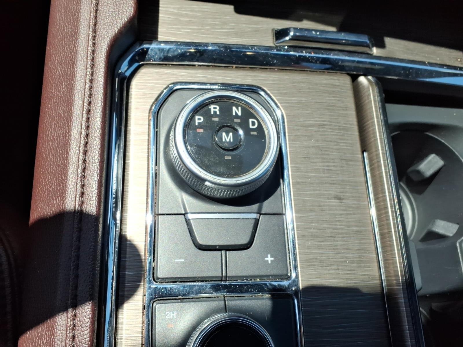 Used 2024  Ford Limited image 8