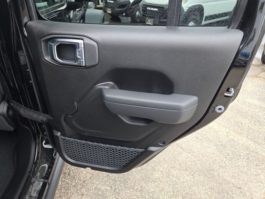 New 2026 Black Clear-Coat Exterior Paint Jeep Willys image 8