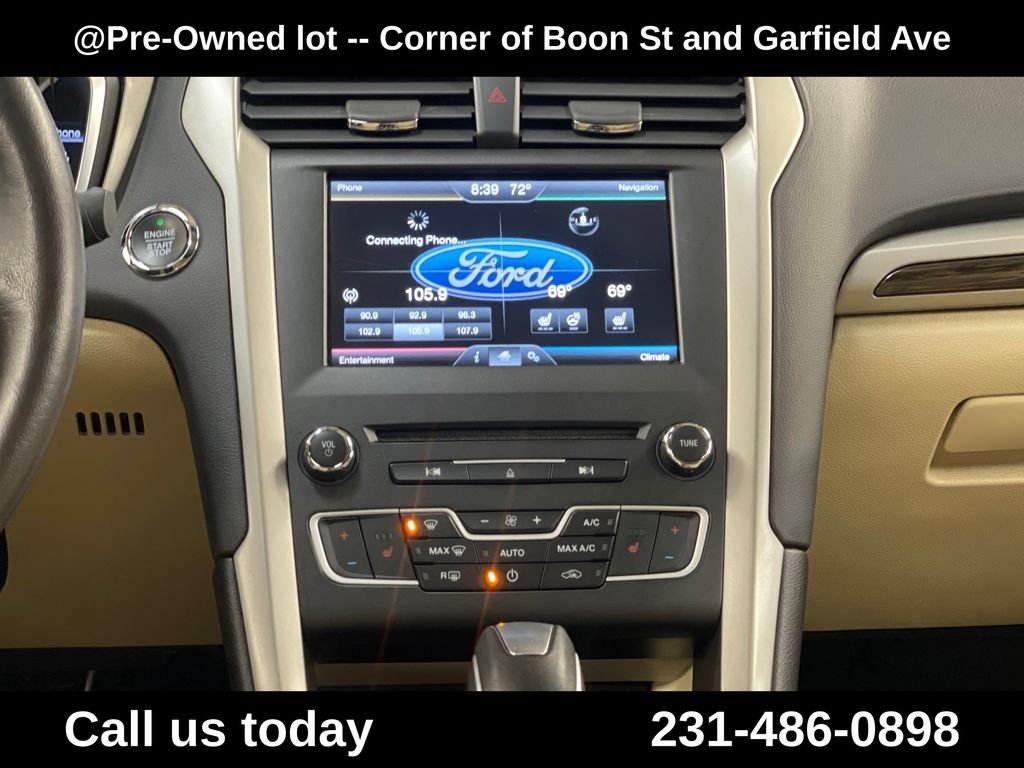 Used 2016 Red Ford SE image 19