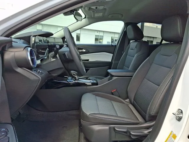 New 2026 Summit White Chevrolet LT image 6