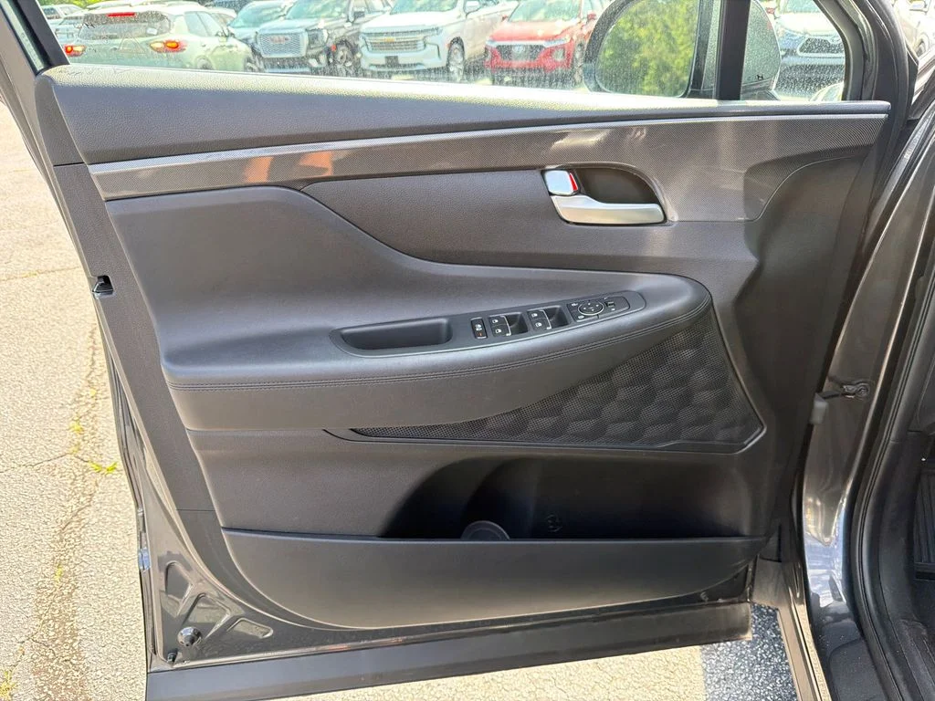 Used 2022 Gray Hyundai SEL image 10