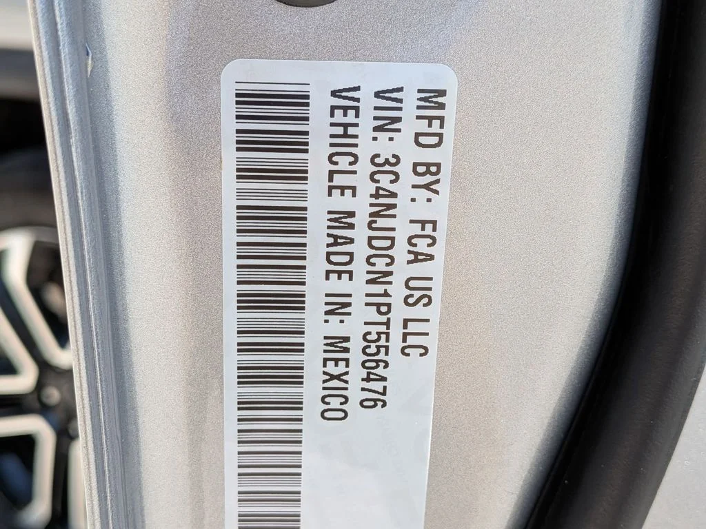 Used 2023 Silver Jeep Limited image 26