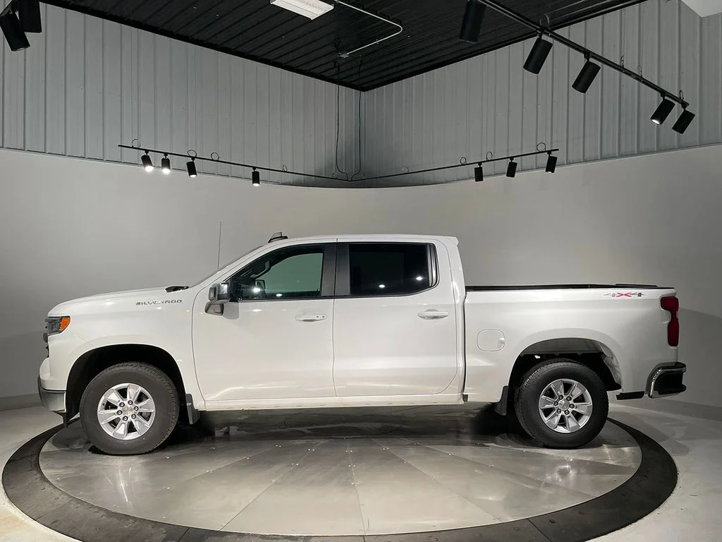 Used 2026 White Chevrolet LT image 16