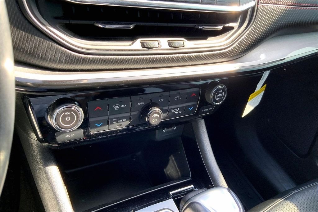 Used 2022 Red Jeep Trailhawk image 15