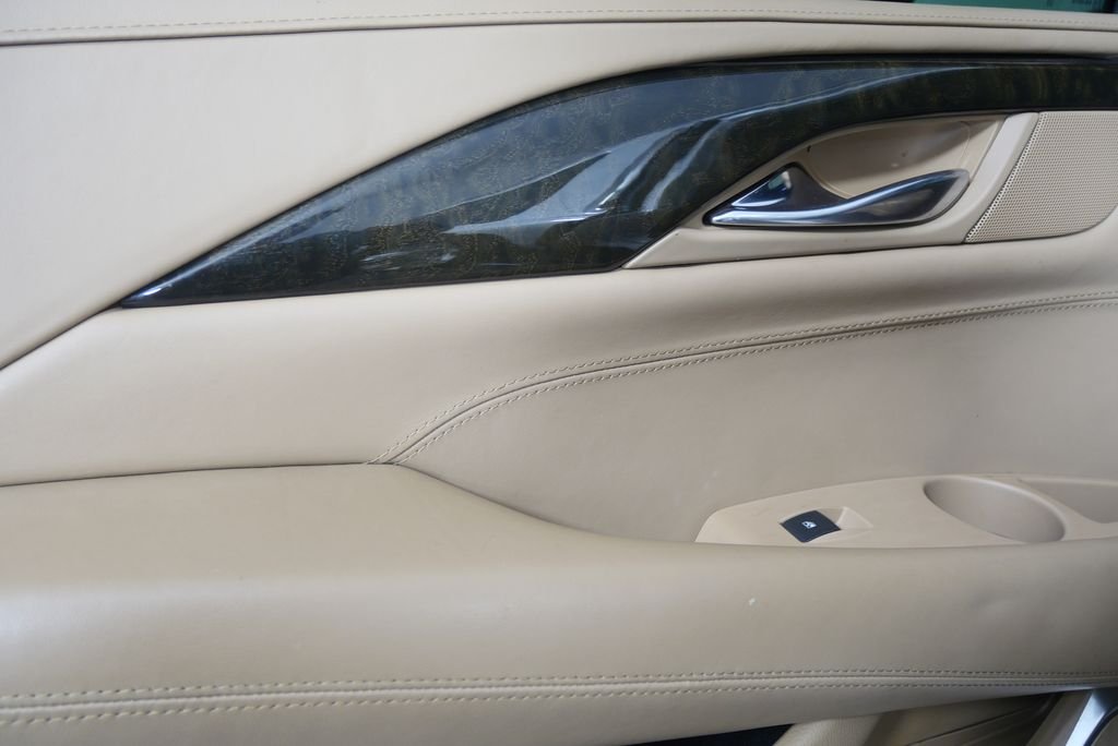 Used 2020 Crystal White Cadillac Platinum Edition image 13