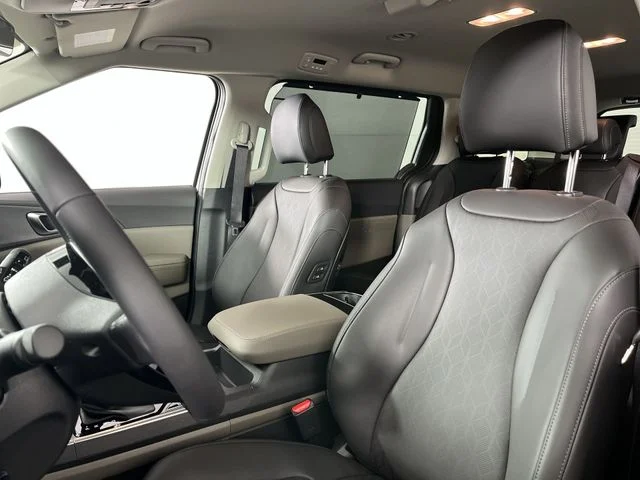 New 2026 Ivory Silver Kia EX image 11