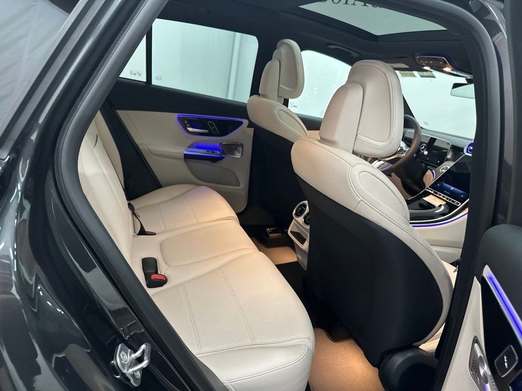 New 2027 Graphite Grey Metallic Mercedes-Benz GLC 300 image 24