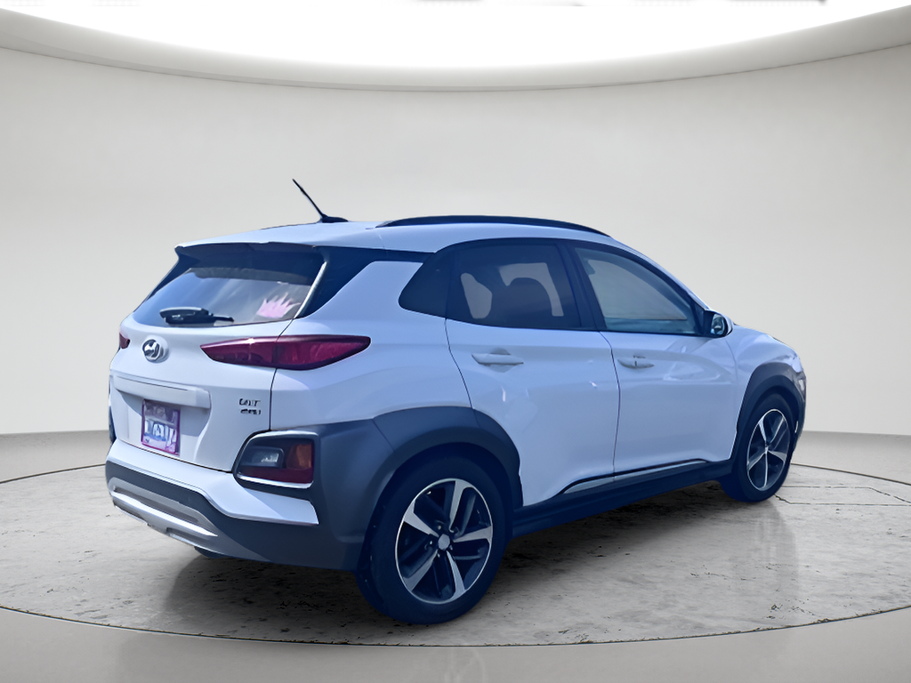 Used 2018 White Hyundai Ultimate image 16