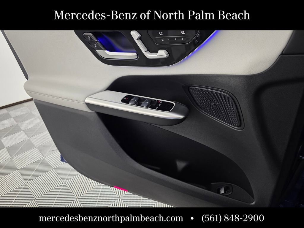 New 2026 Starling Blue Metallic Mercedes-Benz GLC 300 image 49