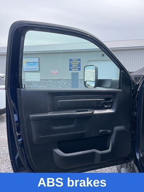 2016 RAM Ram 3500 Chassis Cab Tradesman - Photo 10