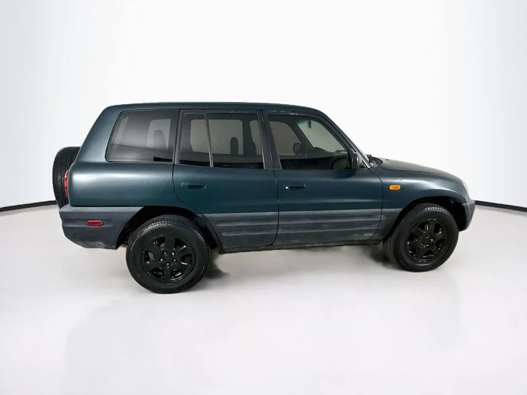 Used 1997  Toyota Base image 8