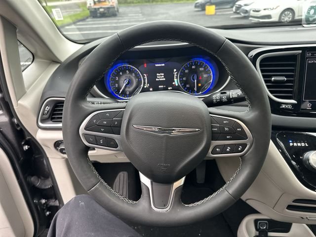 Used 2023 Gray Chrysler Touring L image 14