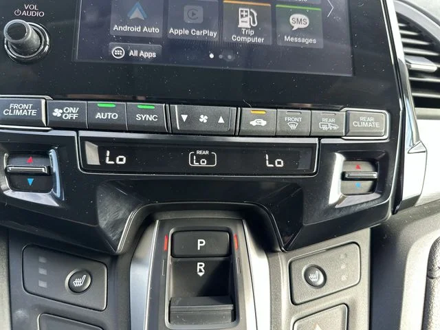 Used 2024 Silver Honda EX-L image 19