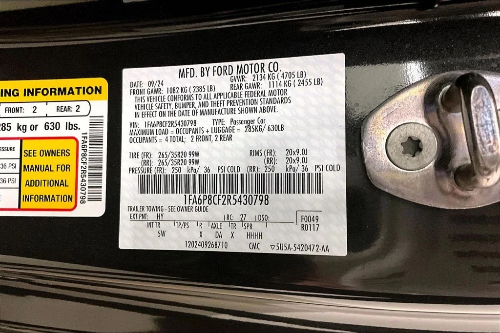 Used 2024 Gray Ford GT Premium image 18