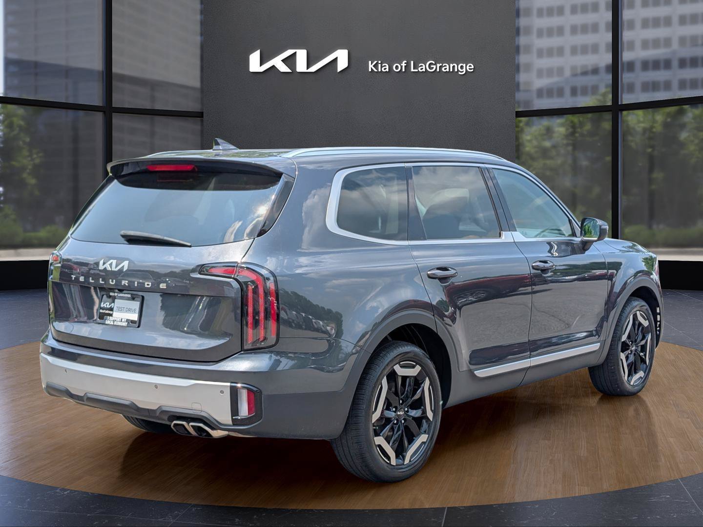 Used 2023 Dark Moss Kia EX image 5