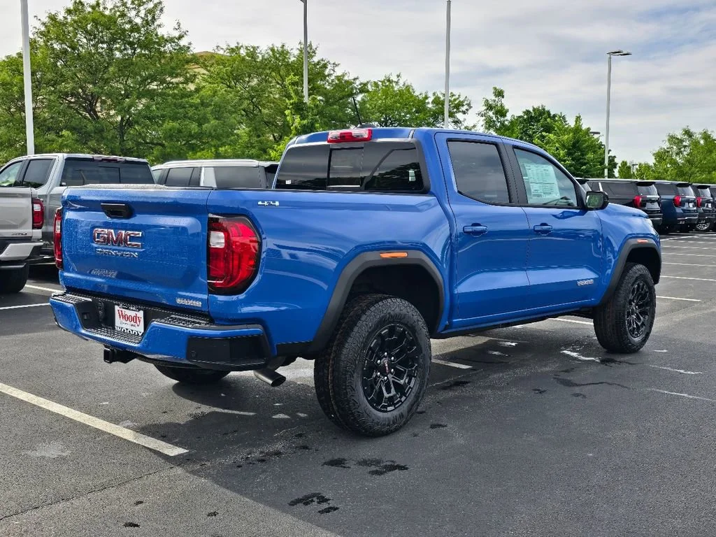 New 2026 Rapids Metallic GMC Elevation image 8
