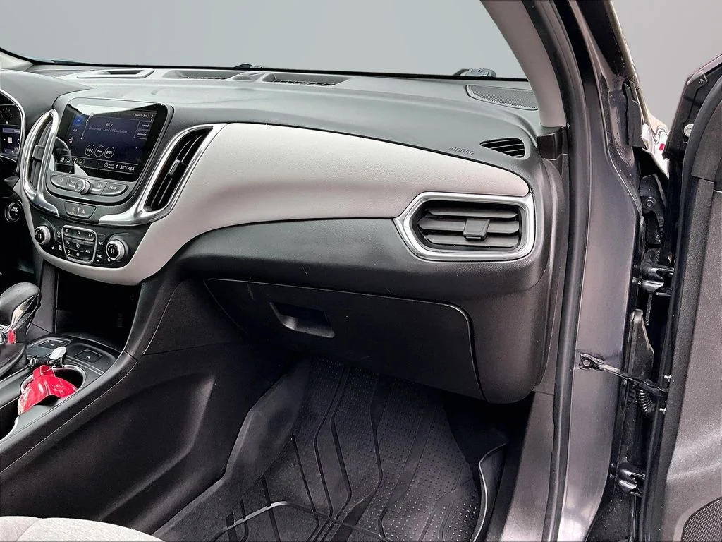 Used 2022 Gray Chevrolet LT image 18