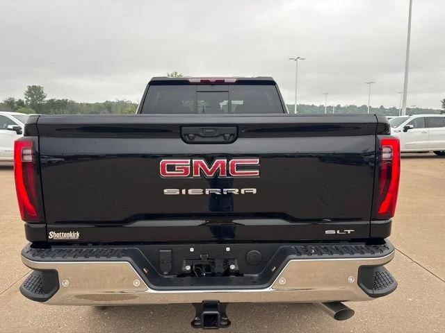 New 2026 Onyx Black GMC SLT image 4